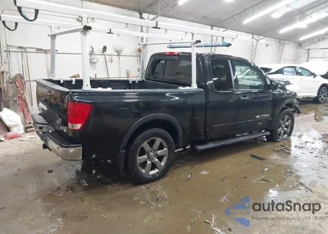 2015 Nissan Titan Sv z USA, uszkodzony, nr VIN 1N6AA0CC8FN511780